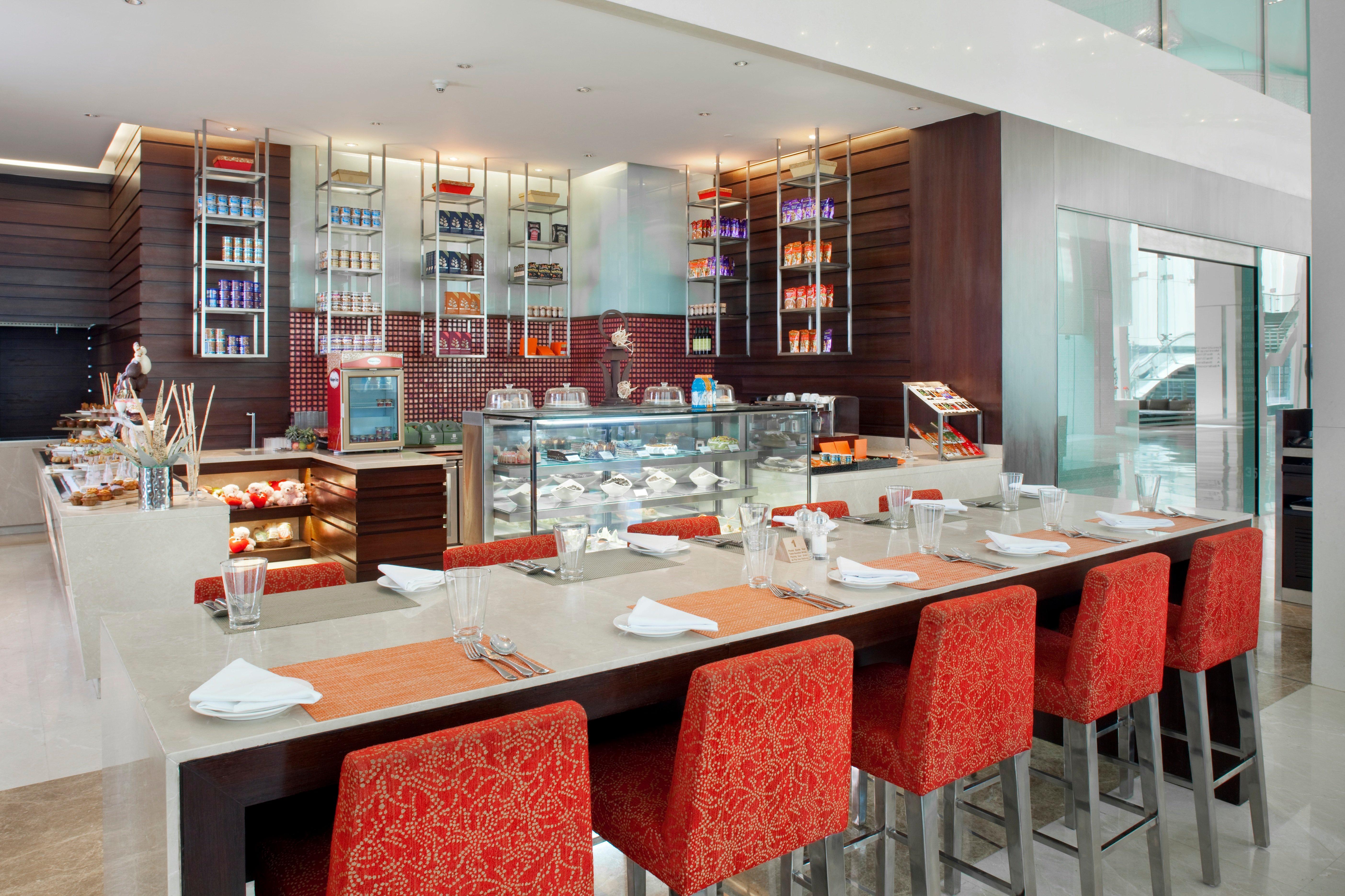 Holiday Inn Mumbai International Airport By Ihg Eksteriør billede The Kitchen at The Westin